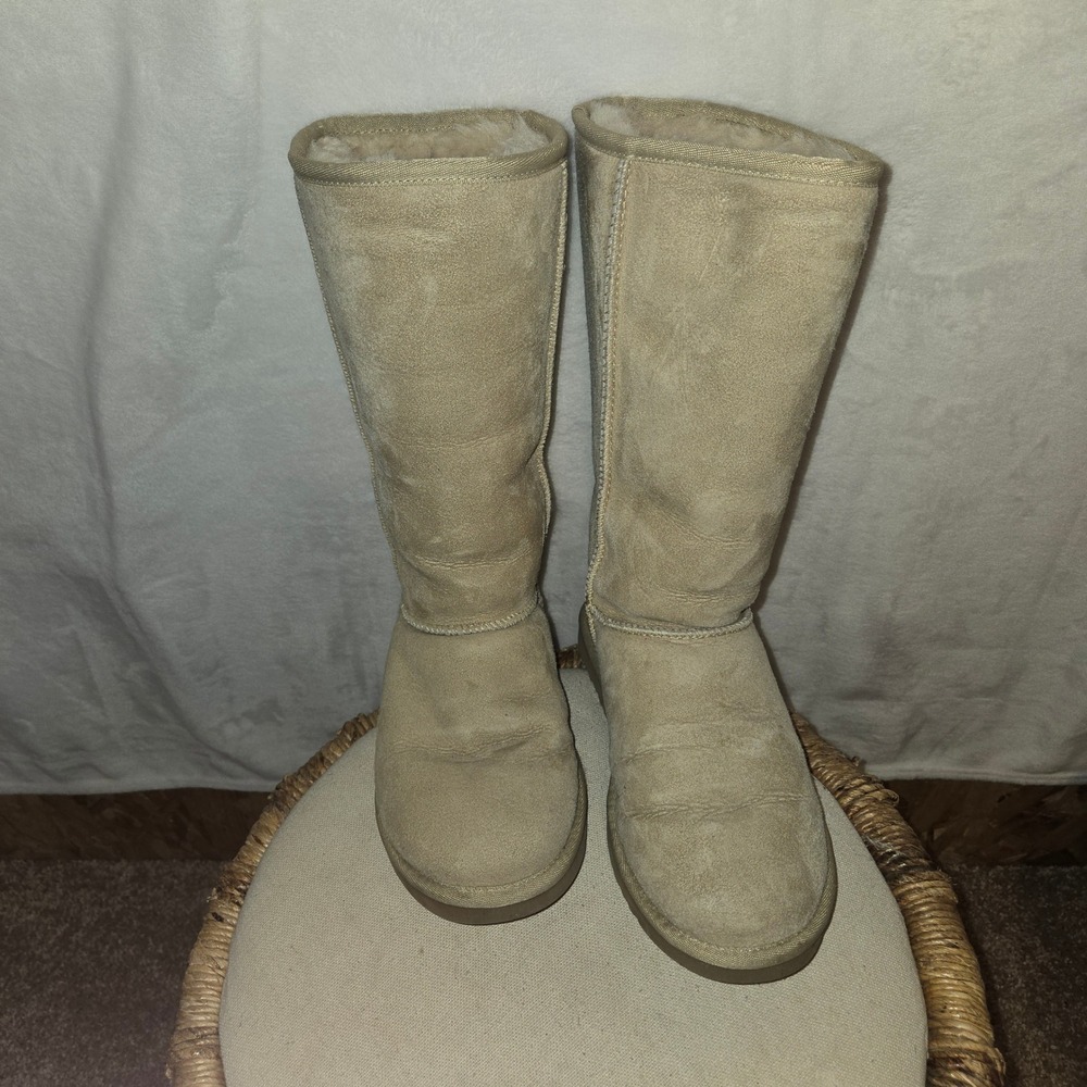 UGG Australia Classic Tall Sand Tan Suede Sheepskin Boots 5815 Womens 6